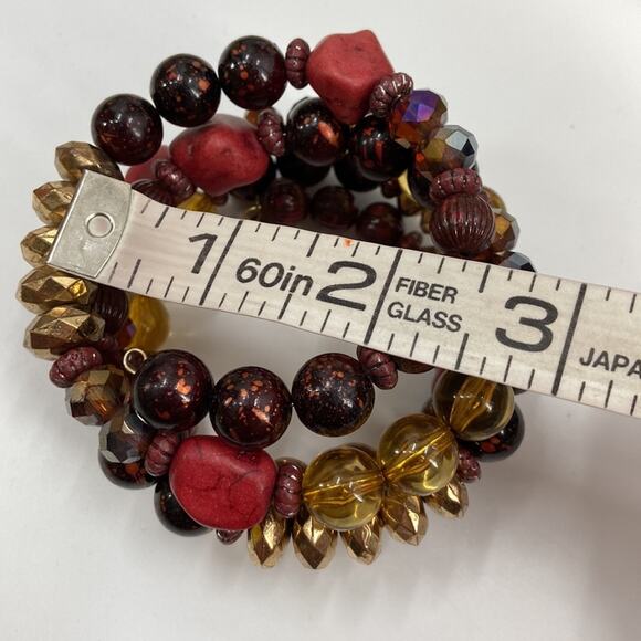 Red and gold beaded memory wire wrap bracelet - Picture 5 of 5